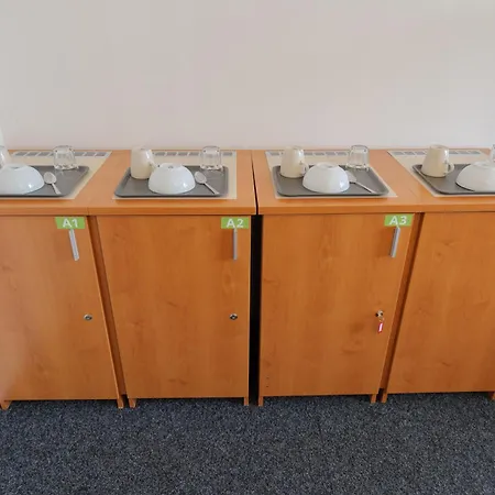 Tvm Tower Modrany אכסניה