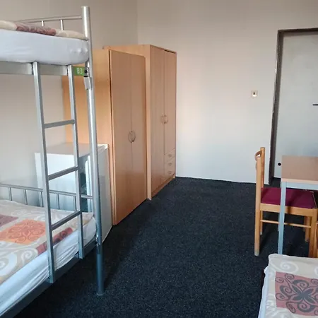 Auberge de jeunesse Tvm Tower Modrany Prague