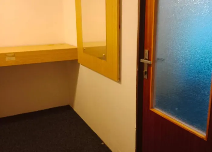 Hostel Tvm Tower Modrany